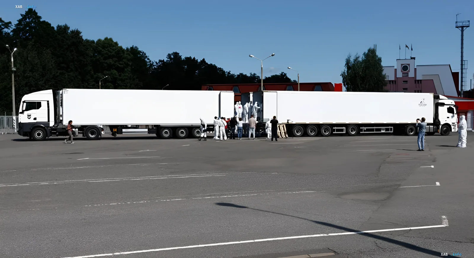 Репатріація 261 тіла: Україна отримала рештки загиблих, попереду — ДНК-аудит та перевірка на міни Вантажівки з репатріованими тілами загиблих на території аеропорту Бориспіль, підготовка до ДНК-аудиту та перевірки на міни