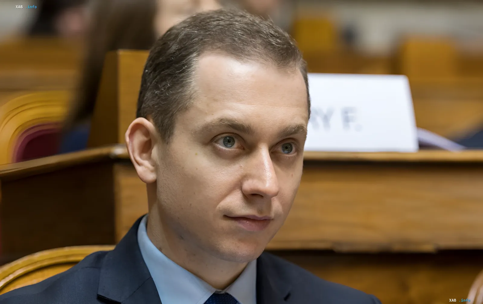 Польський політик у залі засідань на тлі скандалу про передачу ракет Patriot Україні