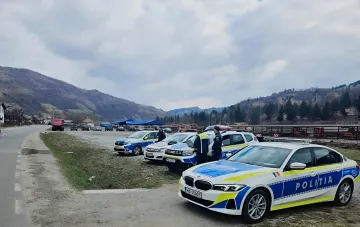 Румынская полиция на месте обнаружения обломков БПЛА у границы с Украиной