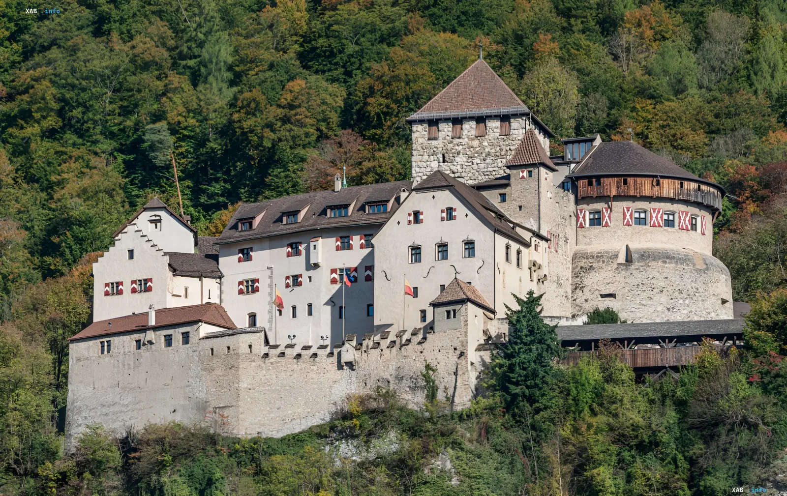 Schloss Liechtenstein Castle in Austria — symbol of the dynasty whose succession rules in the Principality of Liechtenstein were revised: male primogeniture abolished