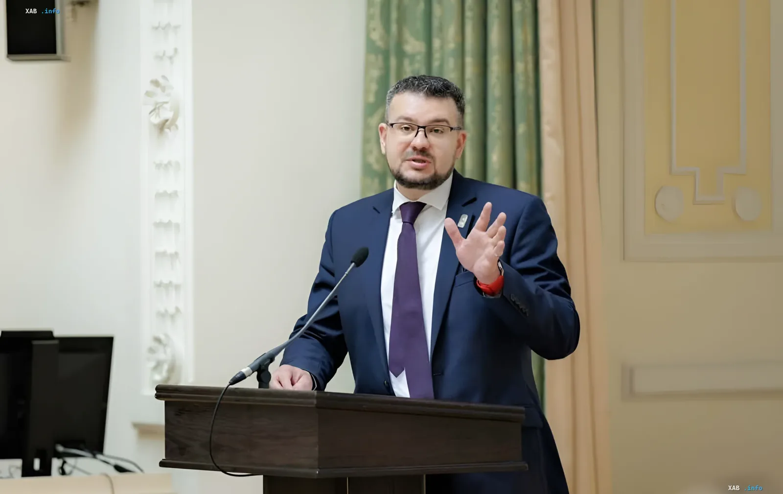 Министр культуры Украины Арсен Аваков объявляет о новом перезахоронении героя УНР в Национальном пантеоне