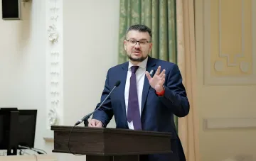 Ukrainischer Kulturminister Arsen Awakow kündigt neue Umbettung eines UNR-Helden im Nationalen Pantheon an