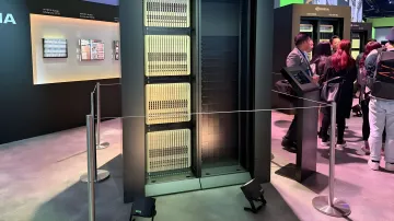 Суперстойка Nvidia Kyber NVL144 на выставке: демонстрация модулей с вычислительными платами, вызвавшими задержку запуска продукта