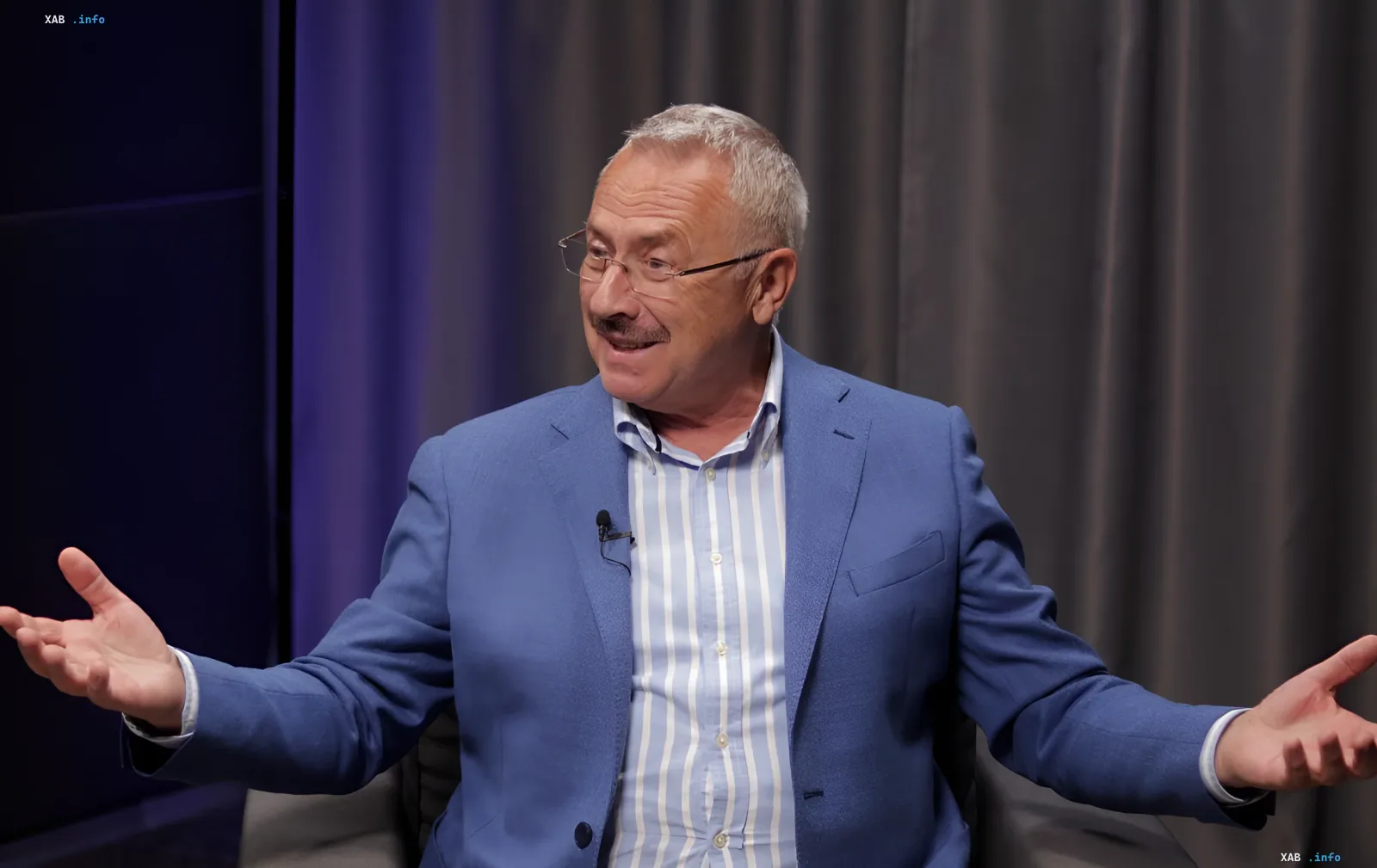 Ehemaliger ukrainischer Justizminister Serhiy Holovaty gestikuliert während eines Interviews und diskutiert über das Überleben der Ukraine in der Ära Kutschmas und die Isolation durch den Kreml.