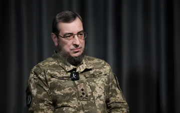 Олег Скибицкий, глава ГУР, в военной форме обсуждает зимний план Путина: захват Донецка, удары по мостам и тайная мобилизация