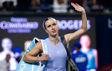 Элина Свитолина на корте после снятия с турнира WTA 1000 в Цинциннати из-за травмы