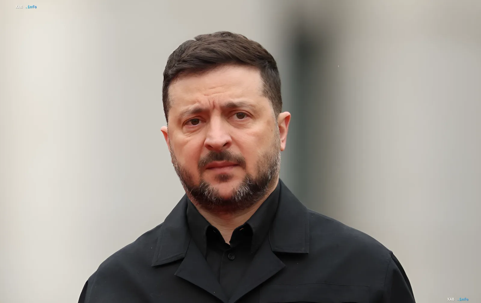Владимир Зеленский на фоне заявления о ночном ударе по Киеву: 15 погибших, 30 повреждённых домов и 168 сбитых дронов