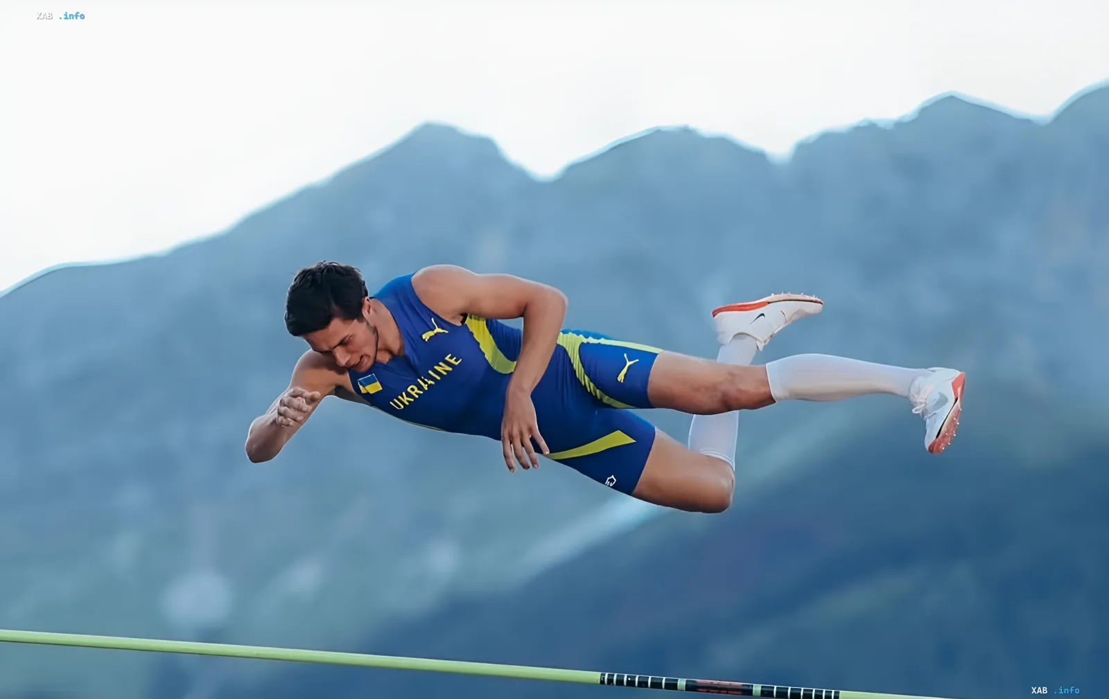 Onufriev in a pole vault at the Aosta competition where he set a personal best of 5.73 m and won silver