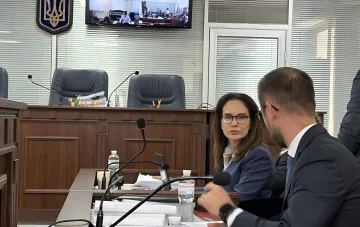 Юлія Мудра в залі засідань Спеціалізованої антикорупційної прокуратури під час судового процесу