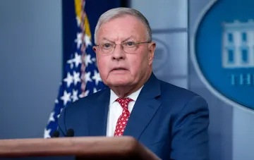 Генерал Келлог на брифинге в Белом доме объясняет, почему Трамп отозвал обещание передать Украине лицензию на производство Patriot