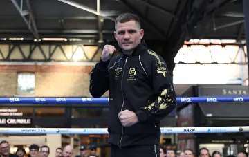 Denys Berinchyk in the ring ahead of his return: boxer in training gear prepares for the fight with Knocks in London