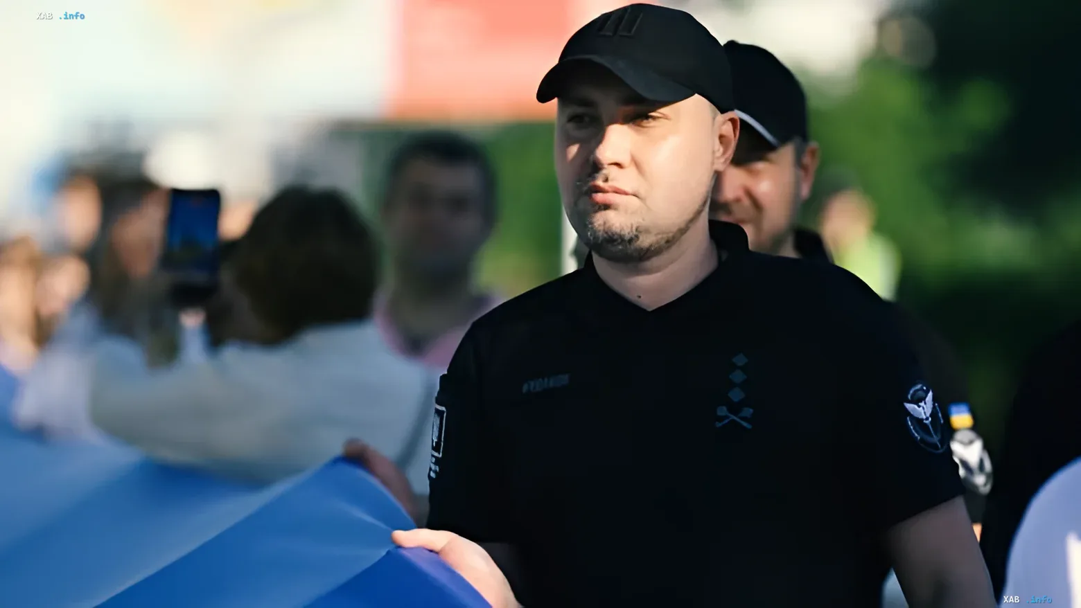 Кирилл Буданов в форме СБУ на фоне толпы: заявление о возможном перезапуске переговоров с участием США в сентябре