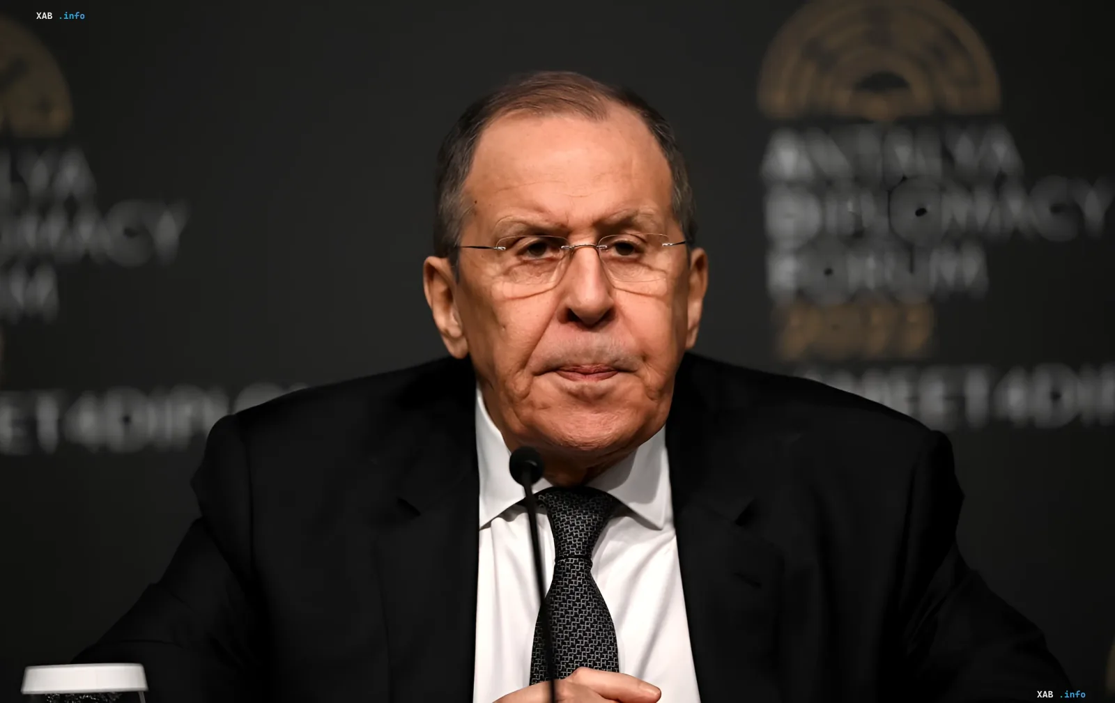 Sergei Lawrow auf einem Forum über Putins Gespräche mit Trump zur Ukraine