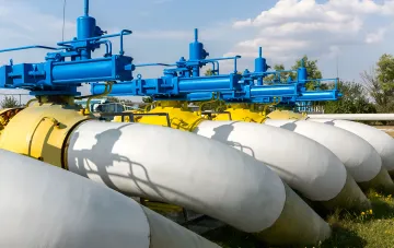 Gas pipelines with control valves at an export gas distribution station in Ukraine