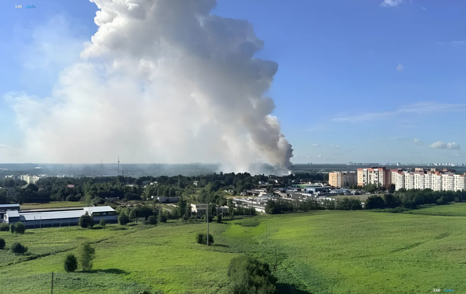 Smoke column from the explosion and fire in Koltushi near Saint Petersburg, September 1