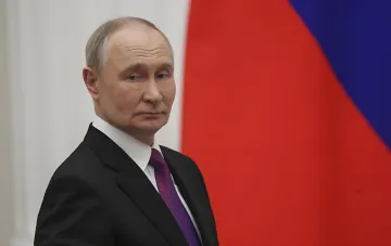 Wladimir Putin bei einem Kreml-Treffen mit amerikanischen Gesandten, Aussage zum Fehlen von Angriffen auf Kiew