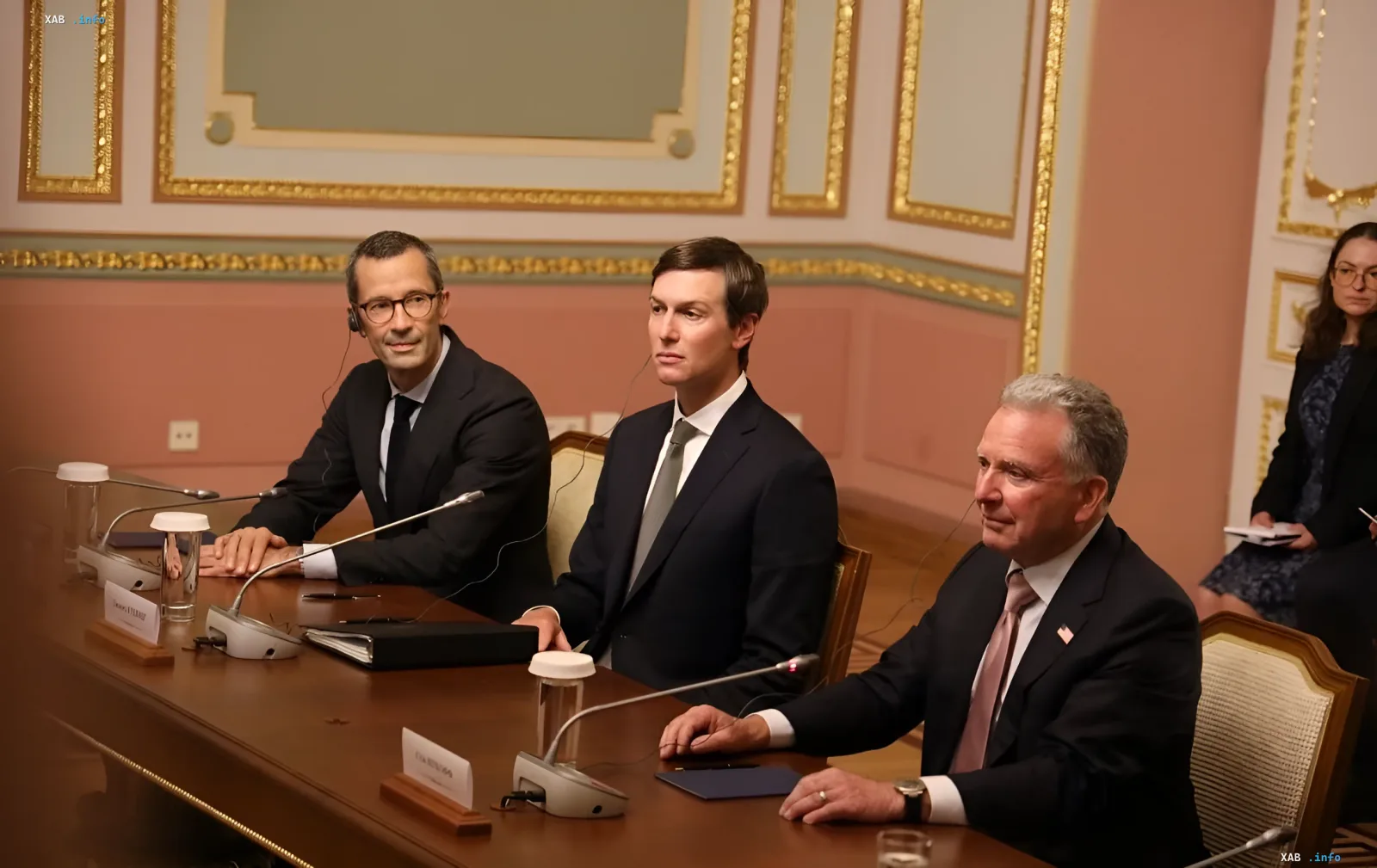 Vitkoff and Kushner at the negotiation table in Kyiv during talks with the Ukrainian side