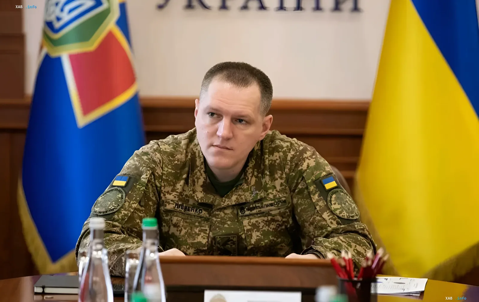 Командувач Національної гвардії України Півненко на офіційному брифінгу оцінює глибину можливого прориву з півночі