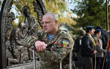 Wounded veteran in uniform at a war memorial: Yaroslavl man jailed 14 years for filming military graves under treason charge