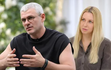 Арсен Мирзоян и Тоня Матвиенко в интервью о том, как они делят семейный бюджет
