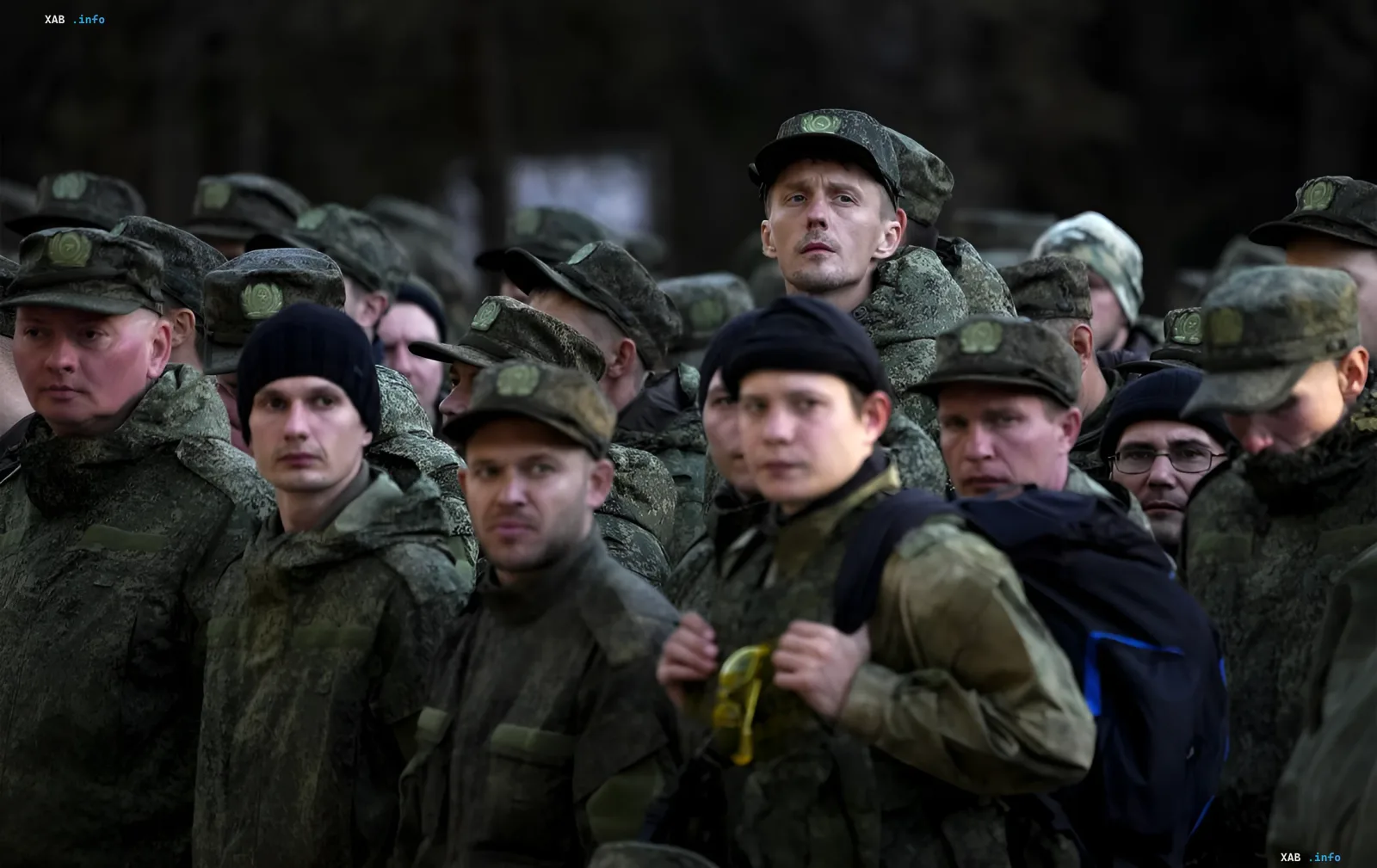 Russian soldiers in camouflage uniform amid the 301,030 troop losses reported by Ukraine's General Staff since the start of 2026
