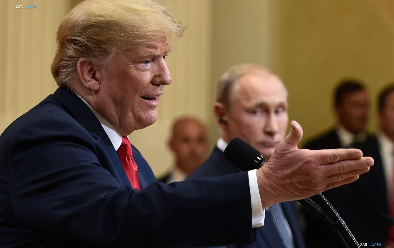 Donald Trump spricht an ein Mikrofon, im Hintergrund Wladimir Putin — Trumps UN-Aussage zu einem neuen Treffen mit Putin