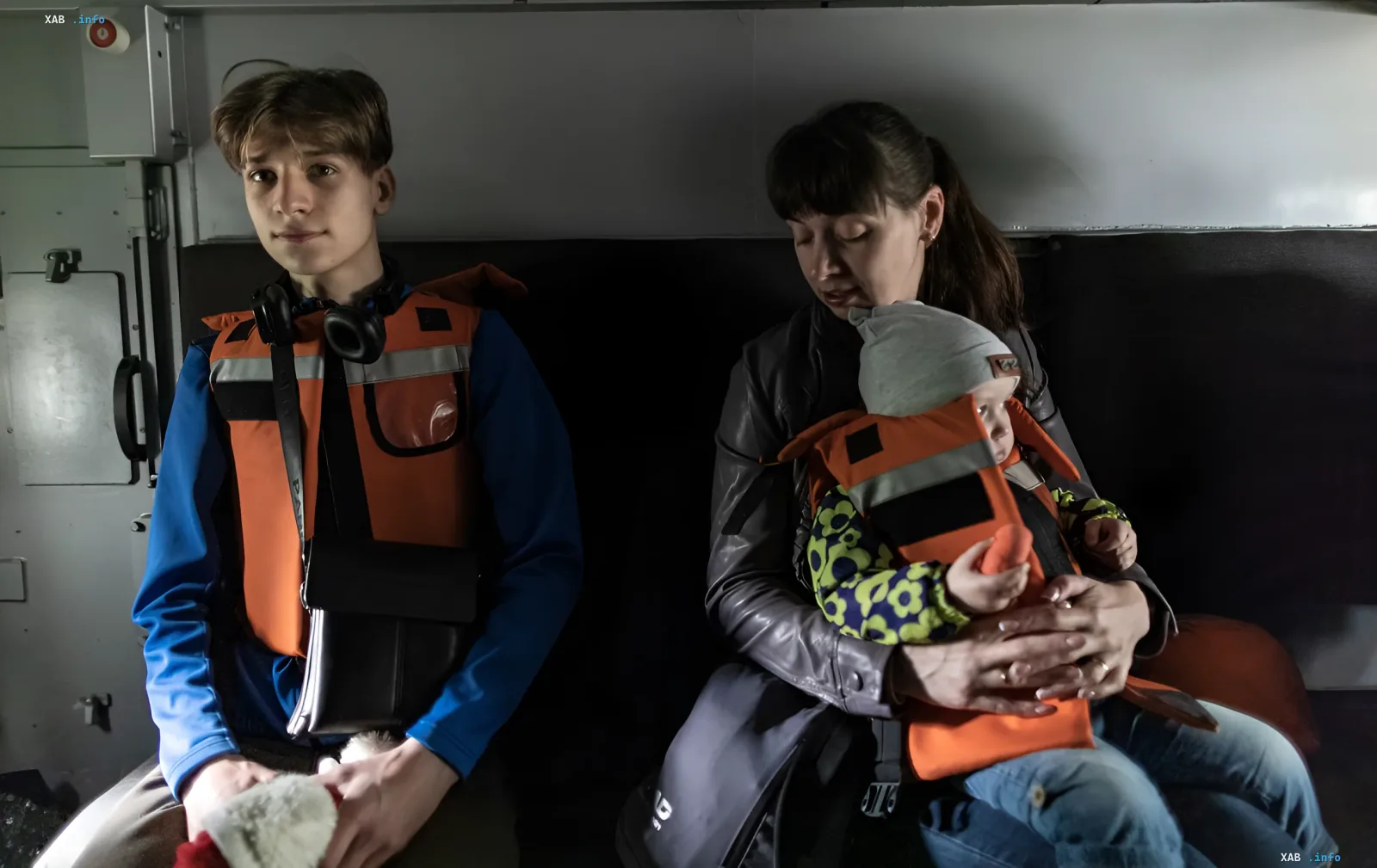Эвакуация семей с детьми в Донецкой области