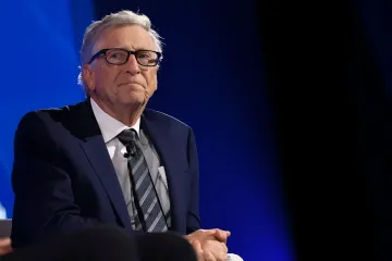 Билл Гейтс предупреждает об опасности искусственного интеллекта