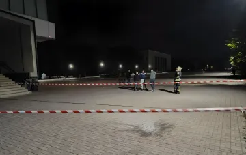 Полиция на месте взрыва гранаты в городе Шептицкий