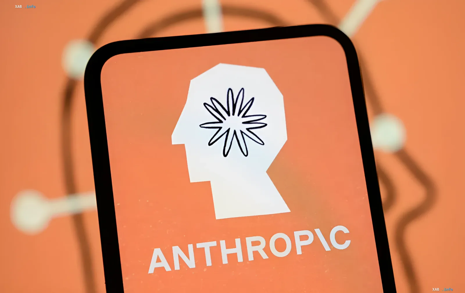 Interface of the new Anthropic Claude Sonnet 5.5 AI model