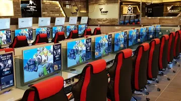 Visitors in a South Korean PC cafe during the Chuseok holiday