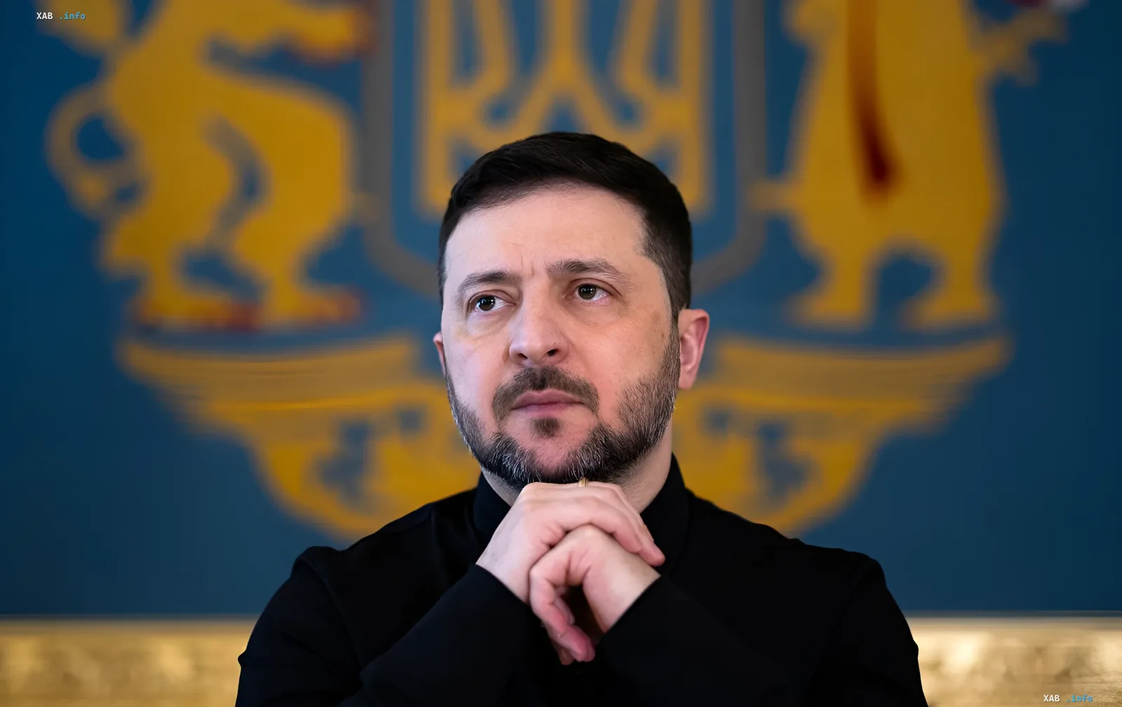 Президент Украины Владимир Зеленский обсуждает оборонные инициативы