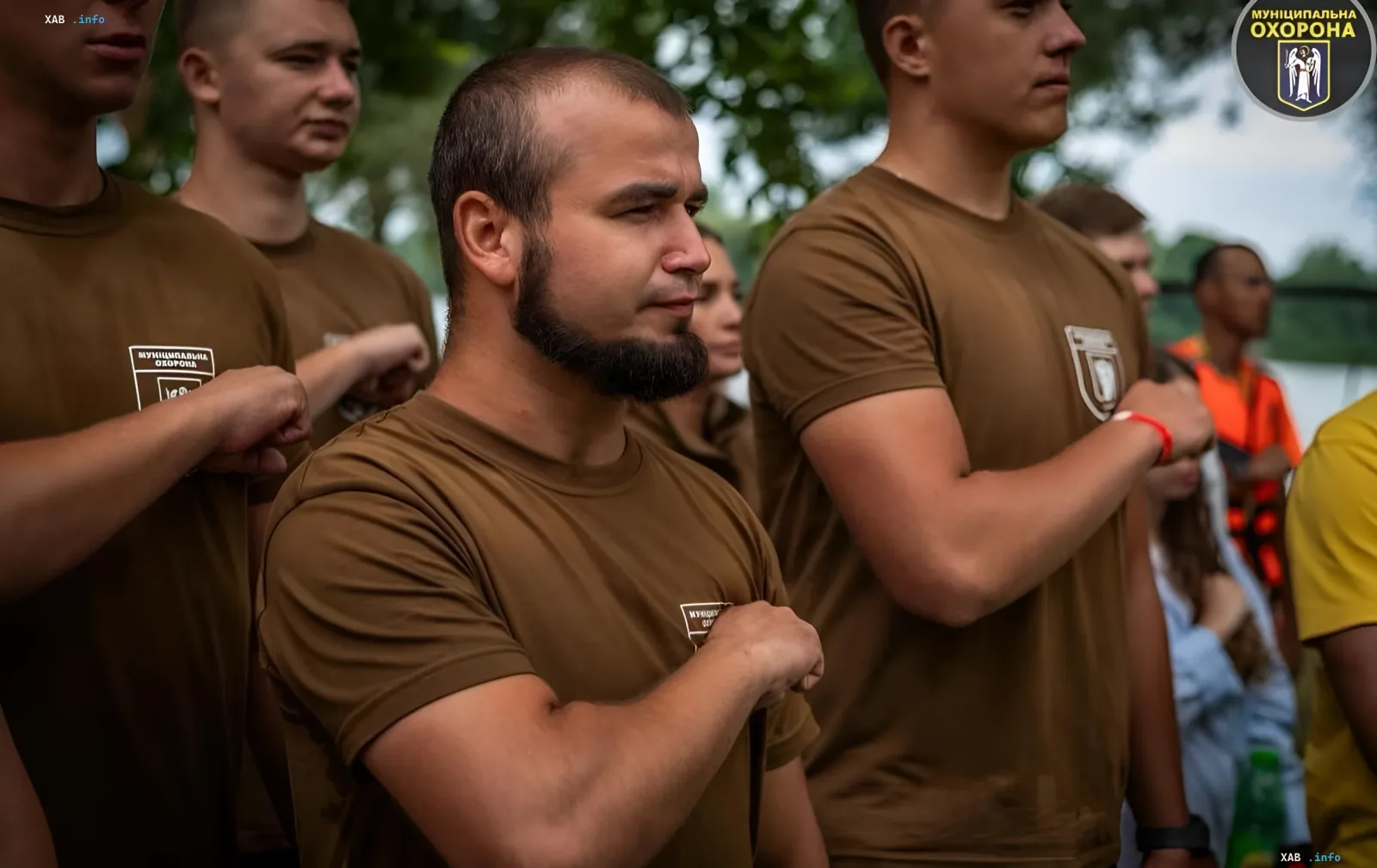 Сотрудники коммунальной организации Муниципальная охрана в Киеве
