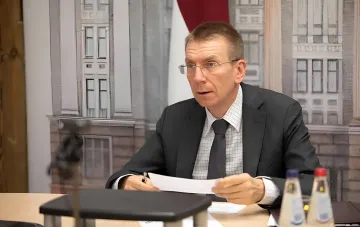 Президент Латвии Эдгарс Ринкевичс обсуждает вопросы безопасности и ядерного сдерживания НАТО