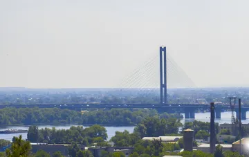 Последствия атаки дронов на Южный мост в Киеве
