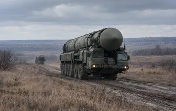 Российская пусковая установка перемещается вглубь территории