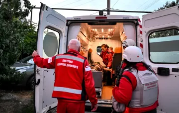 Наслідки ворожого авіаудару по житловому будинку у Харкові