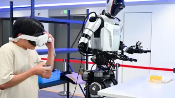 Humanoider Roboter in der industriellen Fertigung