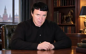 Anatoly Kashpirovsky during a television session