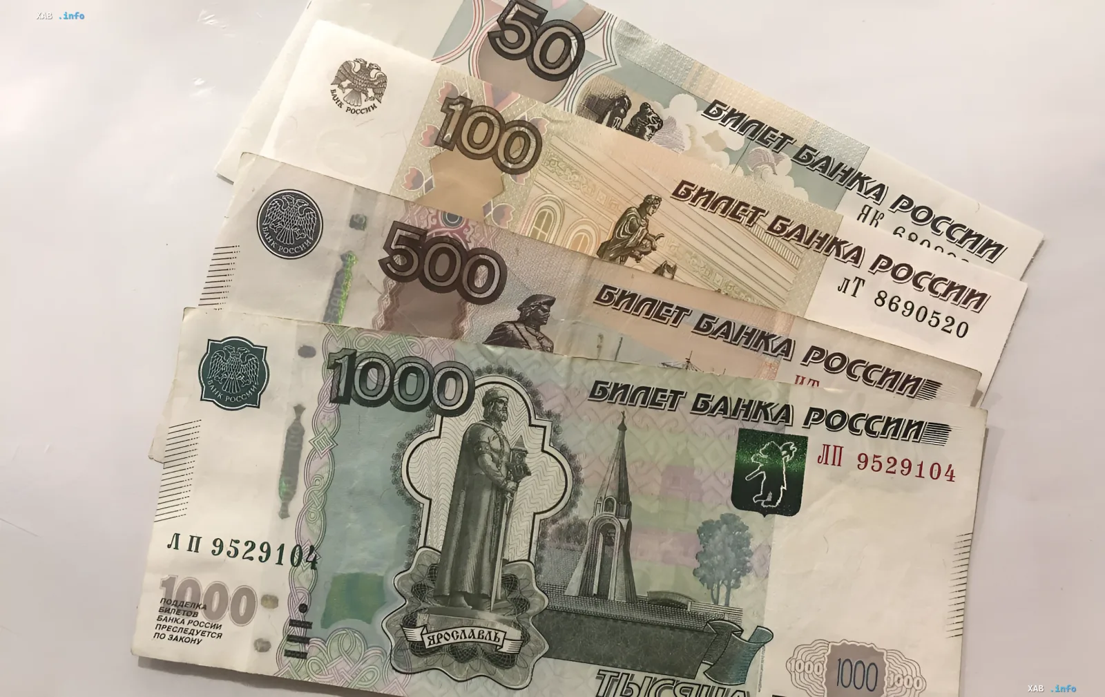 Russische Geschäftsleute bei einem Treffen mit der Staatsführung