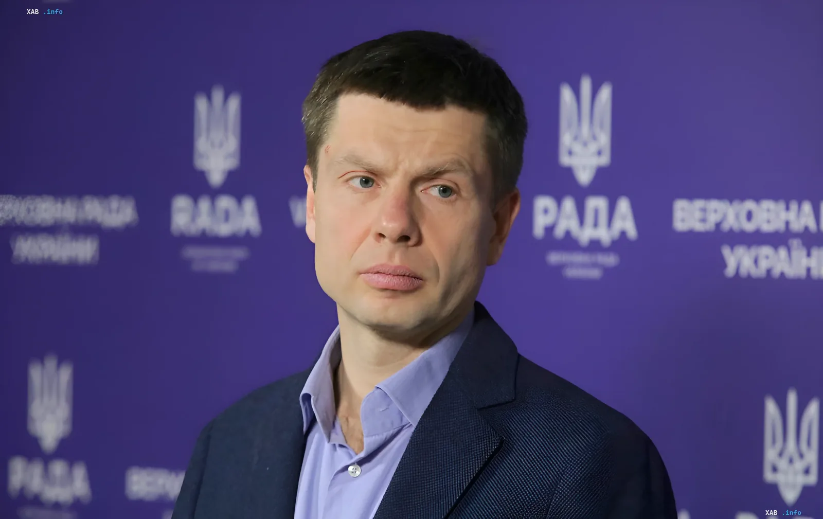 Алексей Гончаренко и флаг Европейской Солидарности