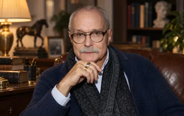 Nikita Mikhalkov commenting on the war against Ukraine