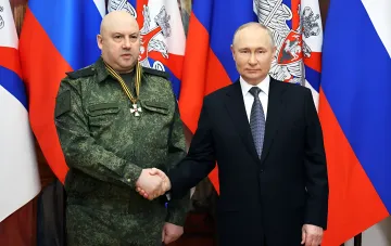 Генерал Сергій Суровікін та мости Києва під загрозою ударів