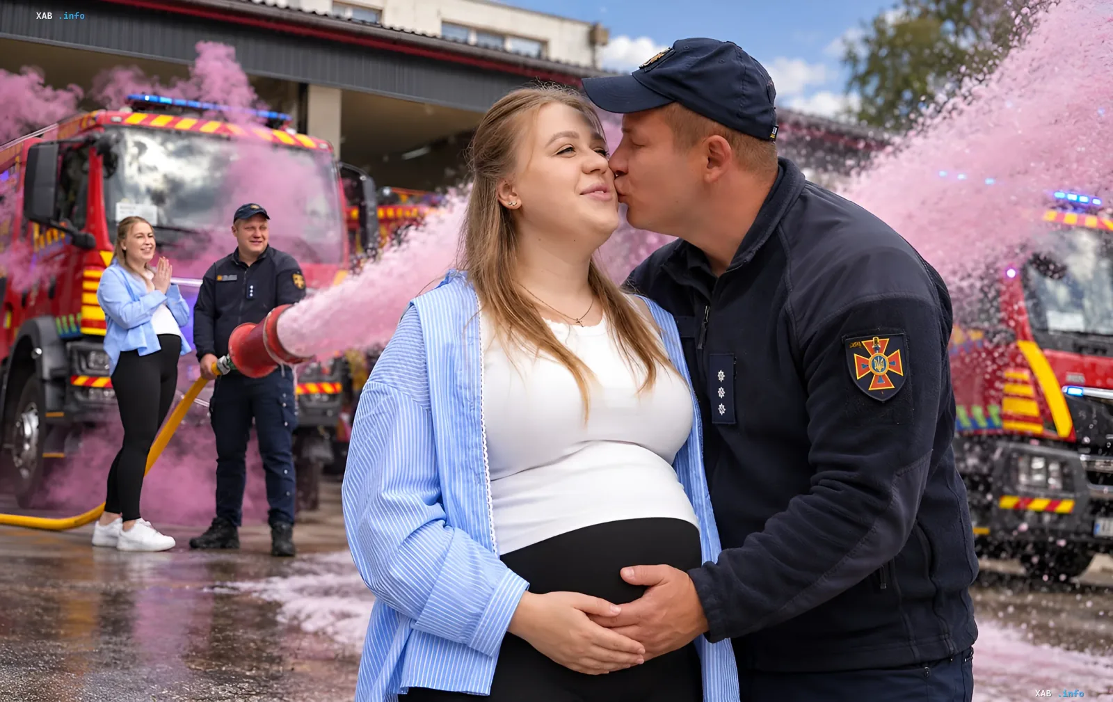 Рятувальники Київщини проводять гендер-паті з використанням пожежної піни
