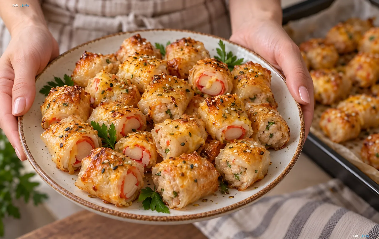 Хрустящие снеки из рисовой бумаги с начинкой