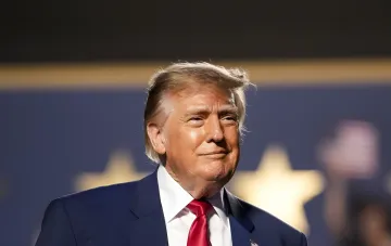 Donald Trump und Wladimir Putin besprechen den Energie-Deal über Diesellieferungen