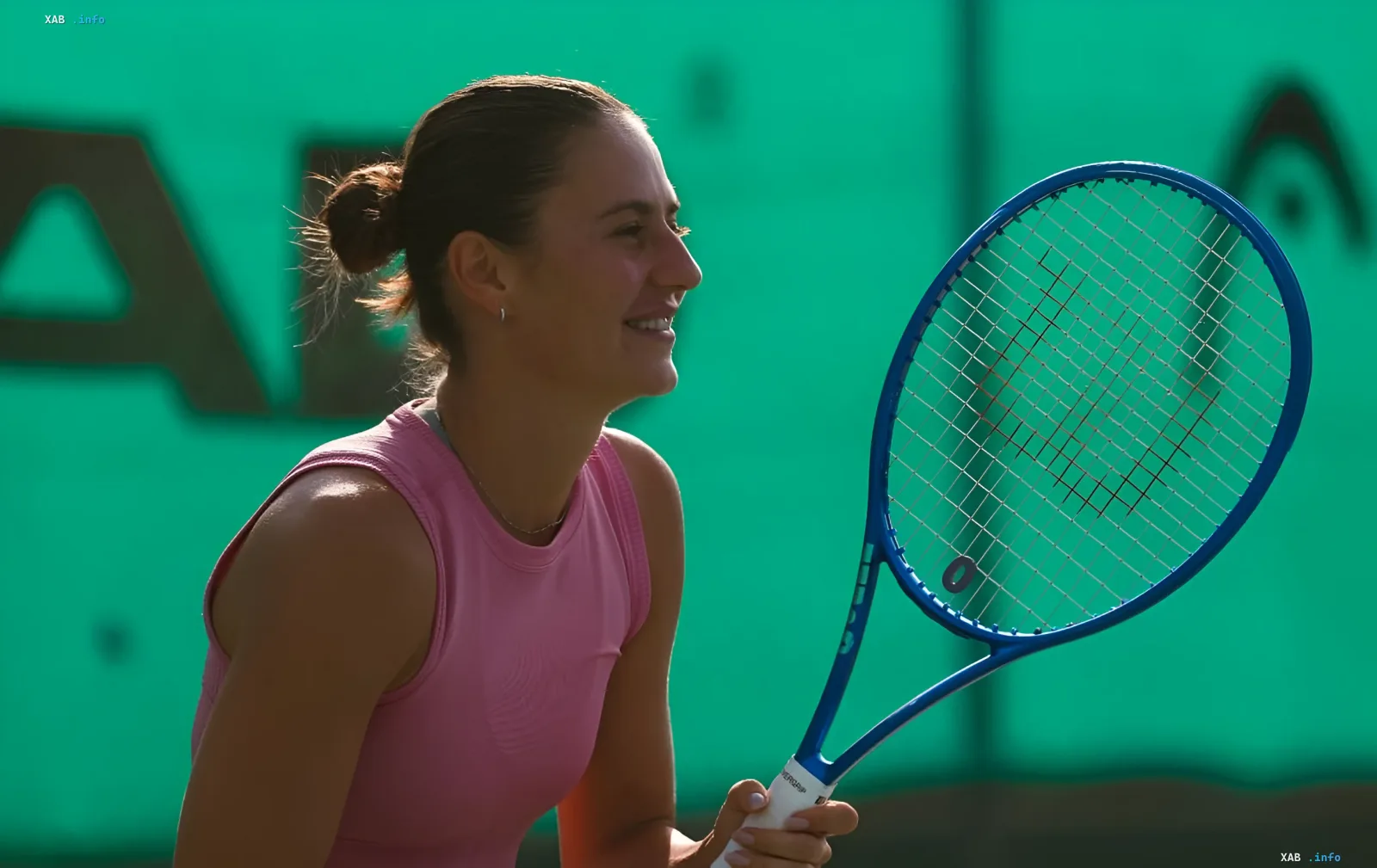 Марта Костюк проводит тренировку на кортах перед турниром WTA в Ухане