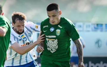 Matvey Ponomarenko celebrating a goal in Dynamo Karpaty match