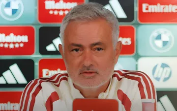 Главный тренер мадридского Реала Жозе Моуринью во время матча