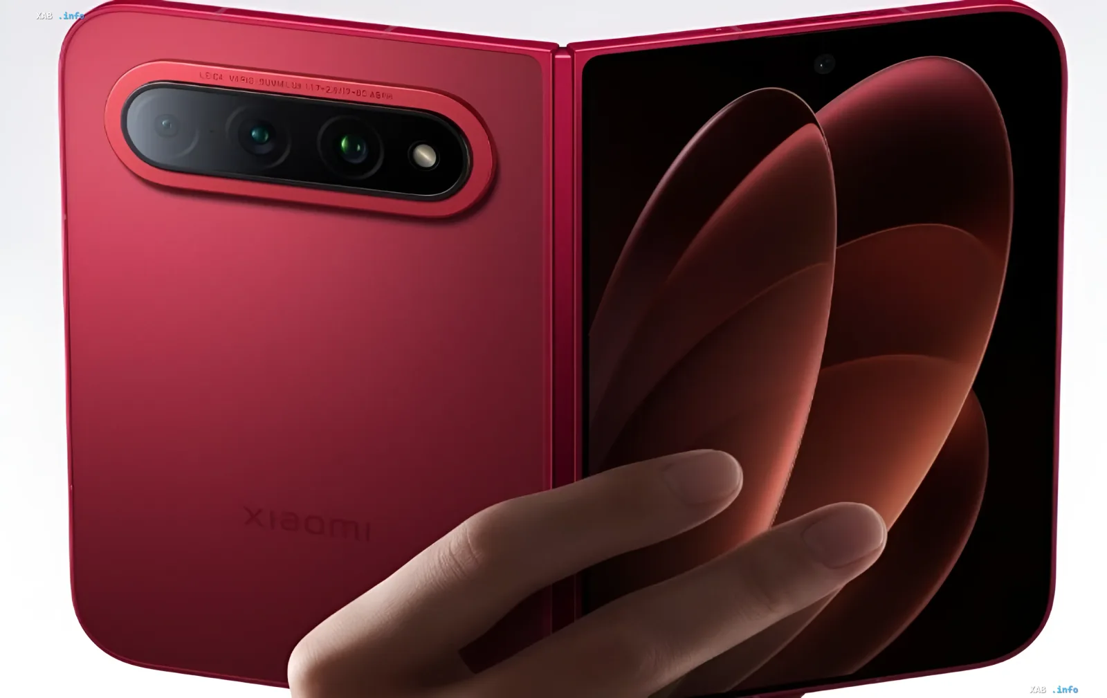 Складной смартфон Xiaomi 18 Fold с экранами
